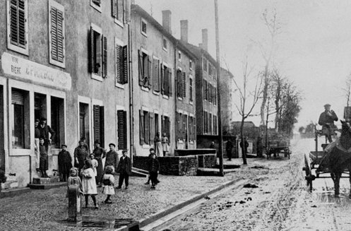 Route de Marbache au début des années 1900 (photograhie noir et blanc : Editeur Dettvillers)